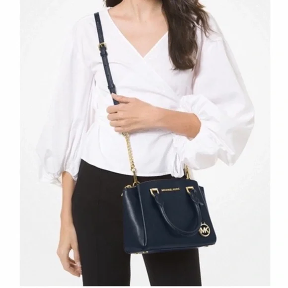 Micheal Kors Maxine Messenger Satchel/Crossbody NWT!!! - Picture 3 of 8